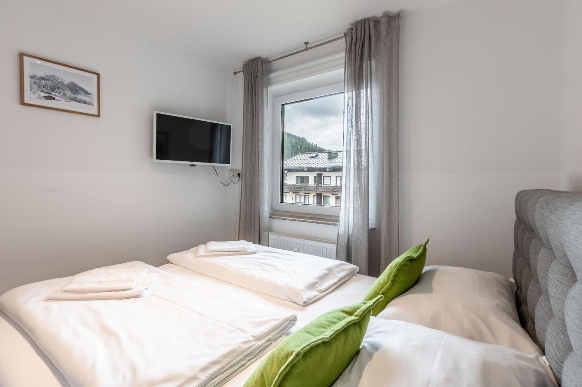 Appartement Ski & Bike Saalbach-Hinterglemm Exterior photo